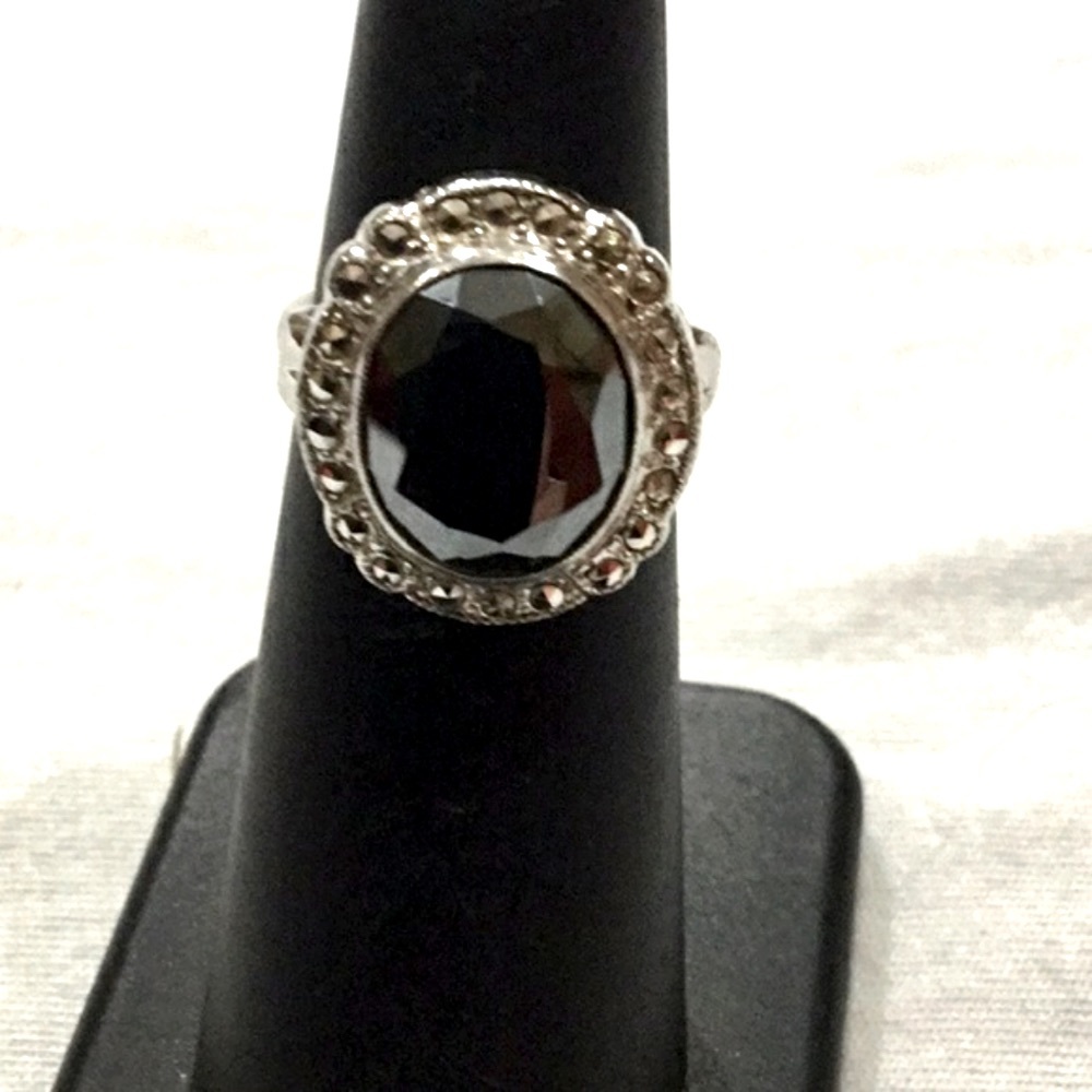Vintage THEDA Sterling Silver ring EUC